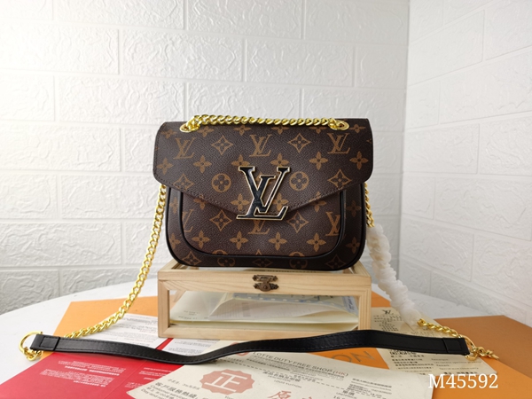 ルイヴィトンバッグ正面デザイン